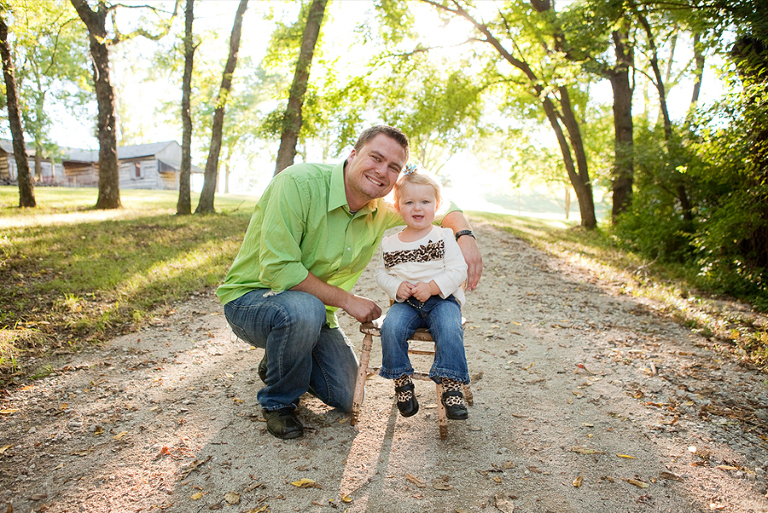 Liberty MO family outdoor session with susy photo best photographer in KC Kansas city