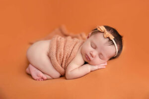 Susy Photo Newborn Photographer Kansas City baby photography orange pallet inspired session baby girl fall