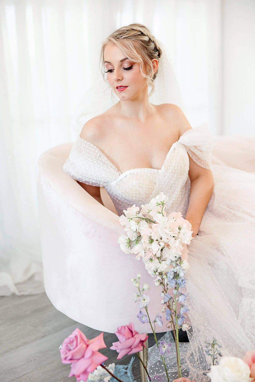 Kansas City Wedding Photographers KC weddings Smithville White Iron Ridge wedding venue portraits styled shoot Susy Photo