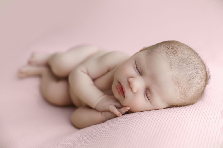 Kansas City Newborn Photographer Overland Park Olatha Valentines inspiration pretty in pink baby Susy Photo details matter